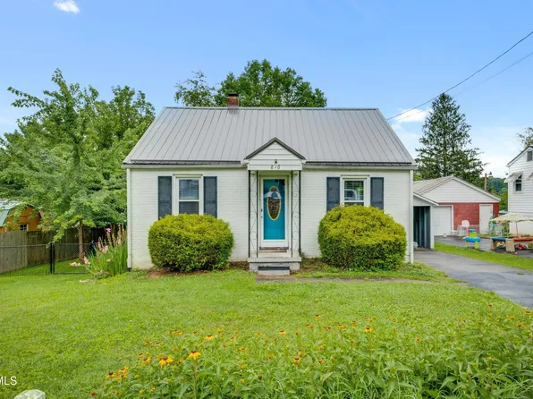 816 Henry St, Marion, VA 24354
