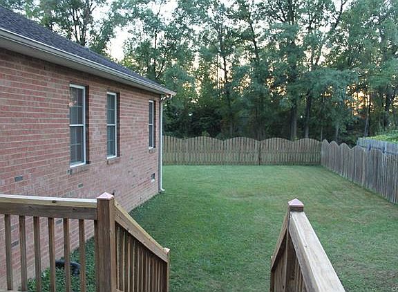 4th image of 3024 Briar Ln