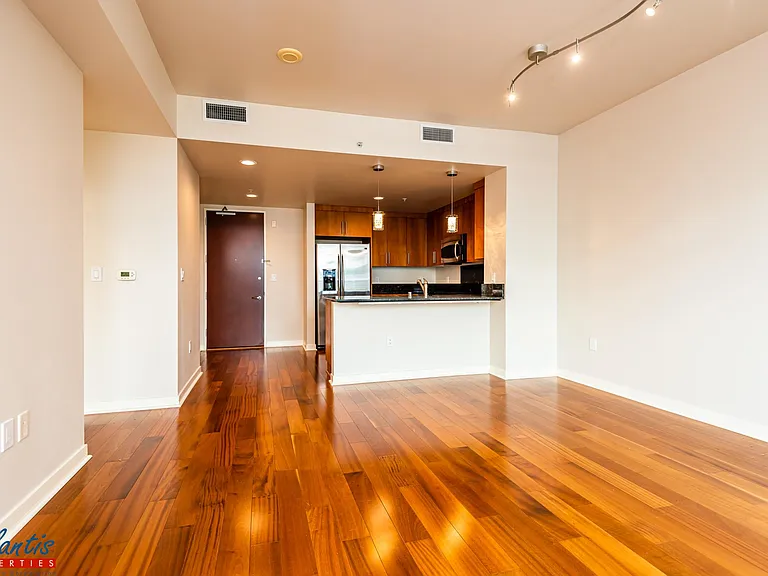 38 N Almaden Blvd #1506 — Photo 3