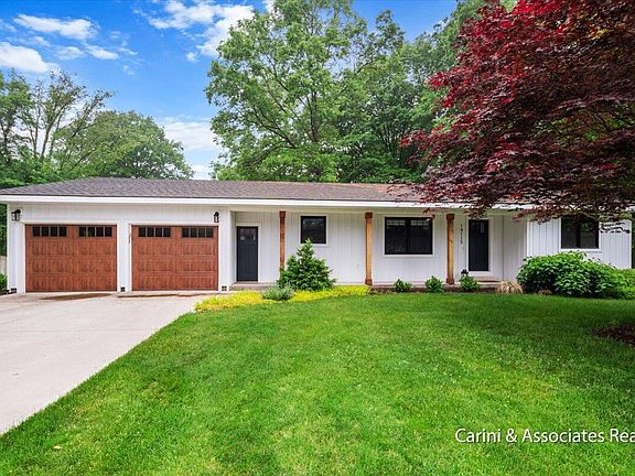 4th image of 14115 Deer Cove Dr