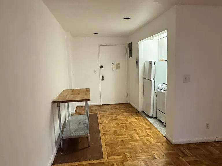 112 Willow St #1C — Photo 1