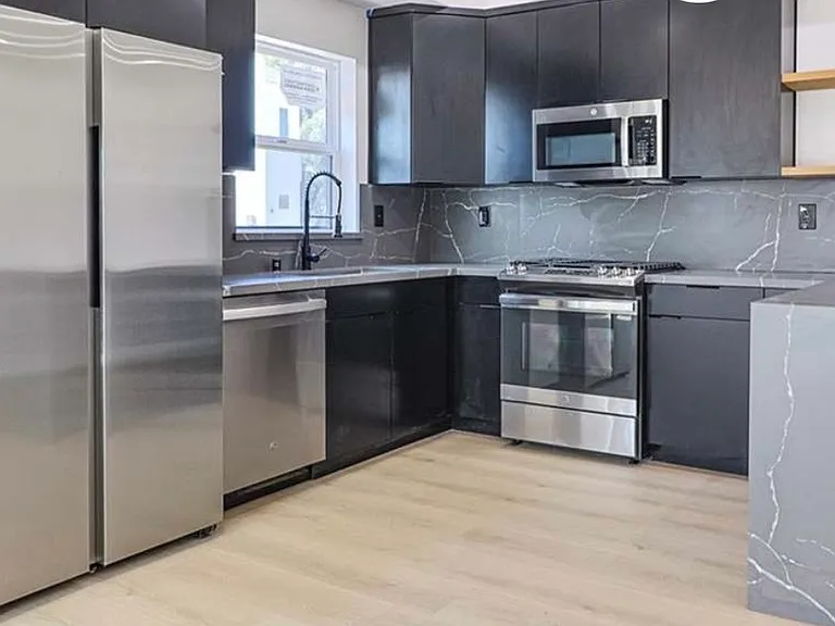 6006 Comey Ave — Photo 10