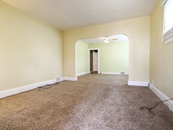 5th image of 2411 Colburn Ave