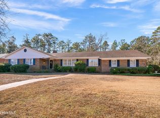 3822 Canterbury Rd, Wilmington, NC 28403