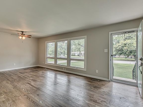 3rd image of 1131 Kirkwood Ave