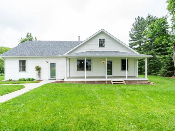 6043 Panhandle Rd, Hillsboro, OH 45133