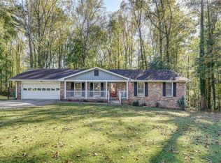 2711 Windrock Ct, Ellenwood, GA 30294