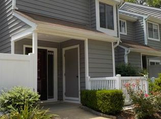 1304 Sycamore Square Dr, Midlothian, VA 23113