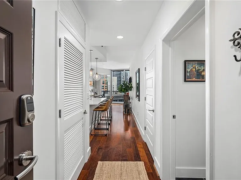 1080 Peachtree St NE #1306 — Photo 20