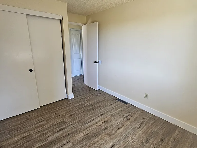 4343 Grant St — Photo 14