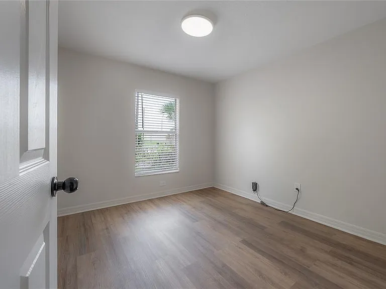 2701 1/2 W Arch St — Photo 24