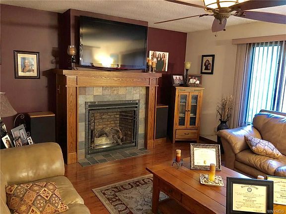 2nd image of 35 Daven Dr