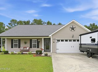192 Christy Dr, Beulaville, NC 28518