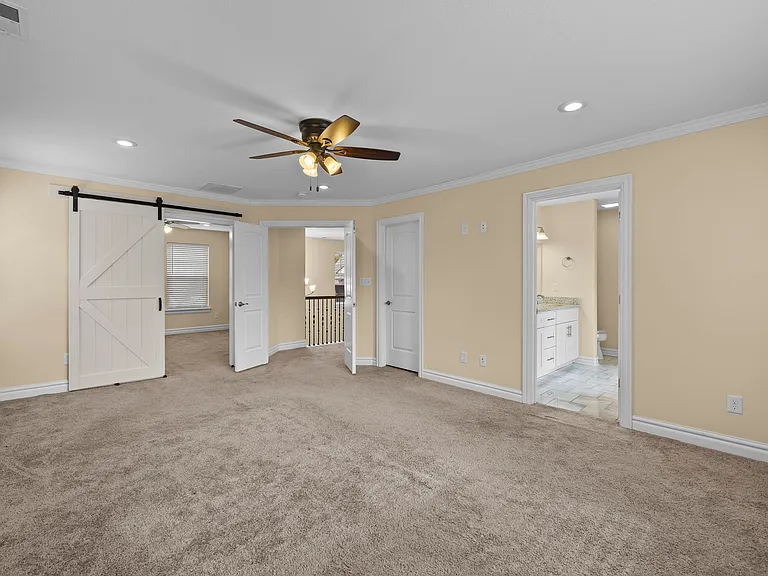 710 Beach Rd — Photo 15