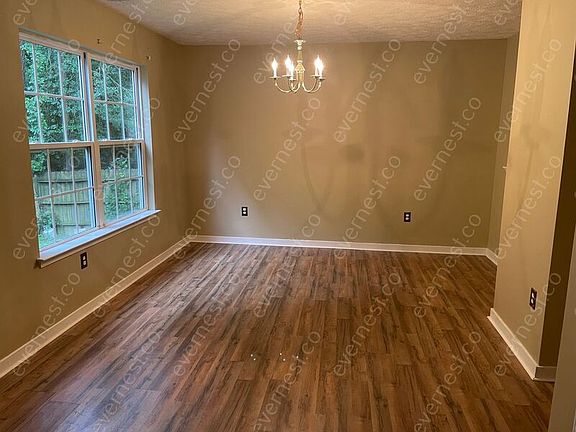 3rd image of 5343 Palmer Ln