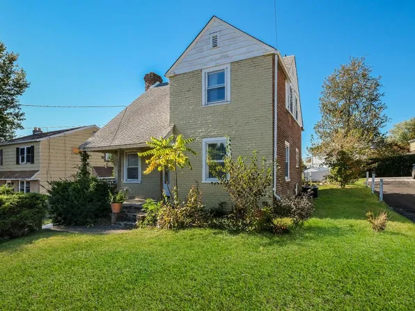 712 N York Rd, Willow Grove, PA 19090