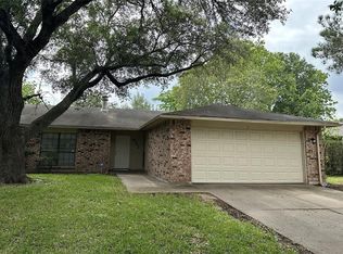6722 Gettysburg Dr, Richmond, TX 77469