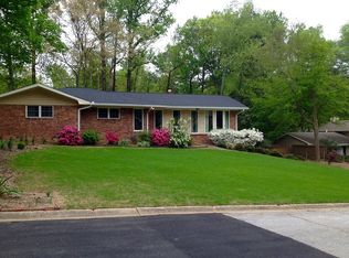 2479 Brookhurst Dr, Dunwoody, GA 30338