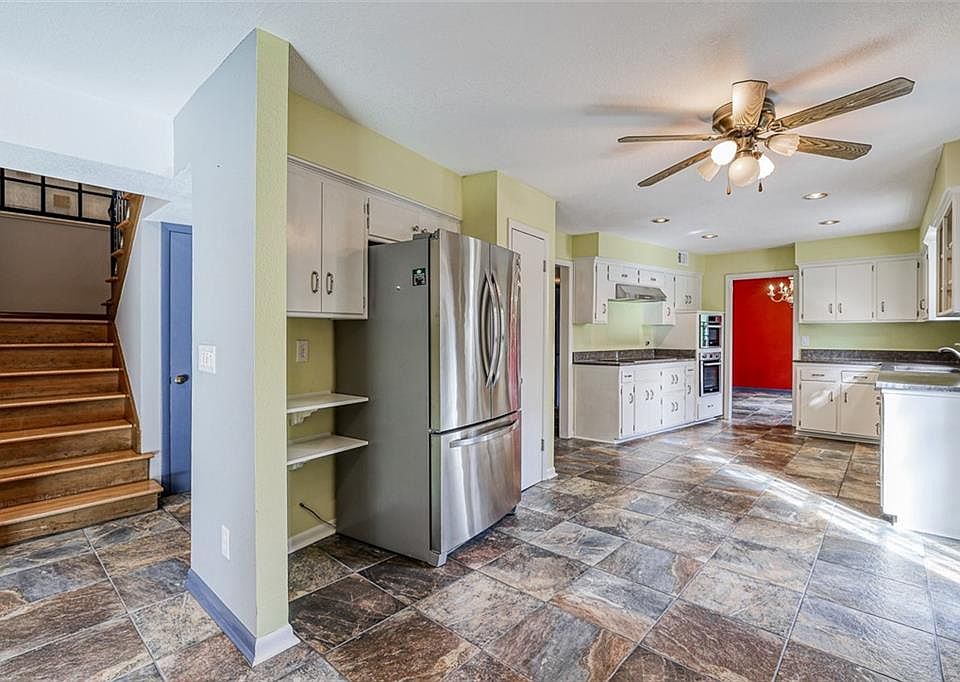 1st image of 10911 Lydia Ave