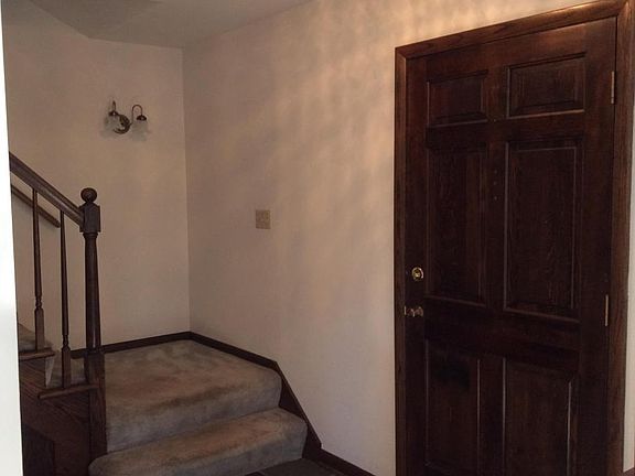 3rd image of 11924 W Verona Ct
