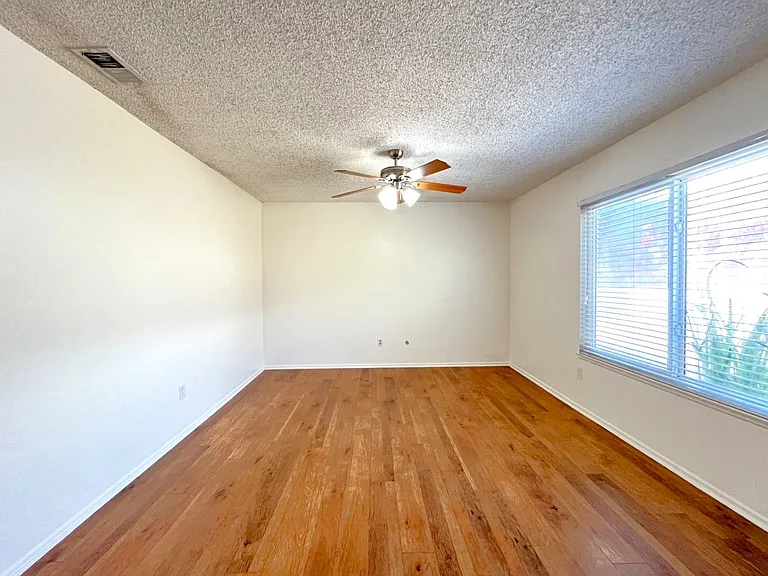 2757 Aries Ln — Photo 30