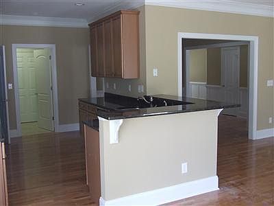 3rd image of 3913 MEETING PLACE Lane