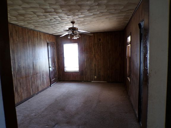 4th image of 2819 Colgate St
