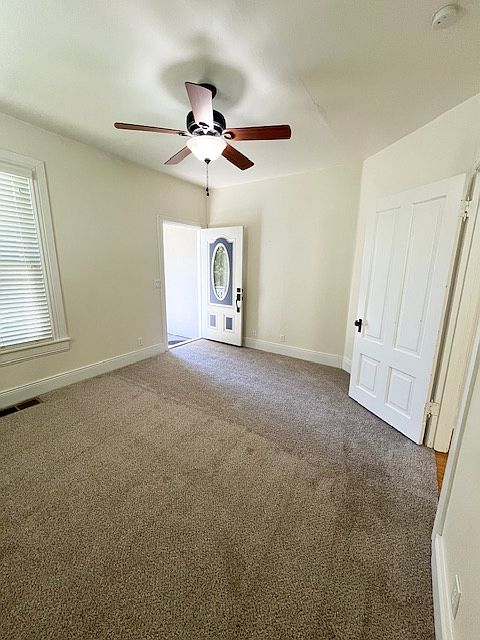 1st image of 453 Linden Ave APT A