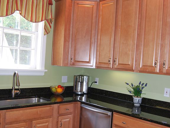 Beautifully renovated kitchen