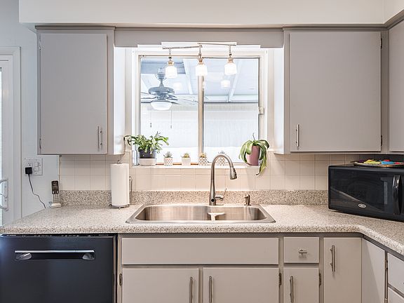 5th image of 5541 E Boise St