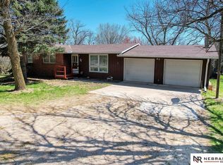 17801 Northridge Ln, Davey, NE 68336
