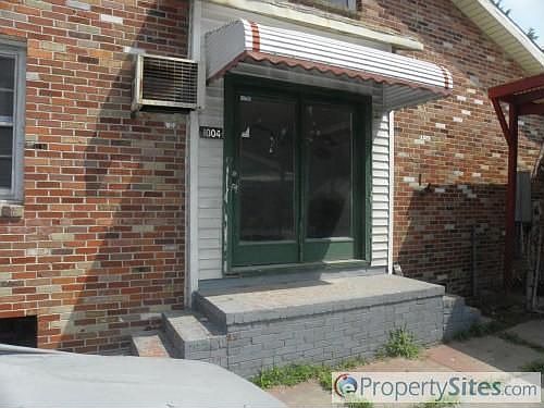 4th image of 1220 Des Moines Ave