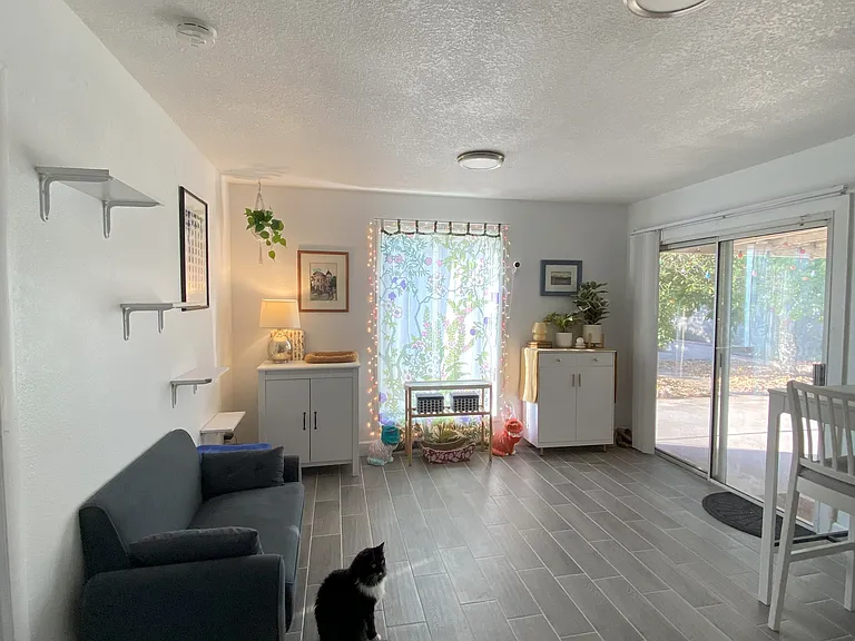 2410 E Manhatton Dr — Photo 12