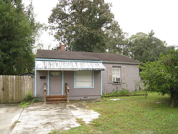 2nd image of 2032 Geneve St