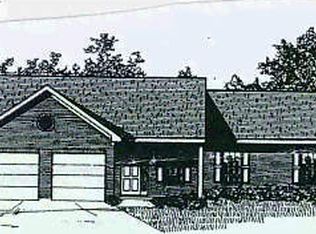 2304 Pleasant Meadows Dr, Batavia, OH 45103