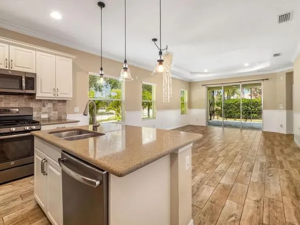 11634 Piedmont Park Xing, Bradenton, FL 34211