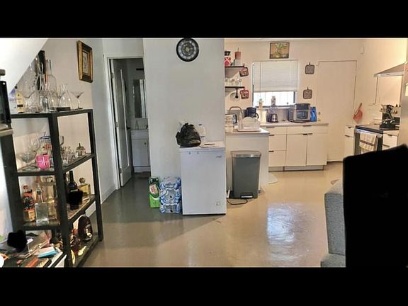 2nd image of 512 McKeithen St