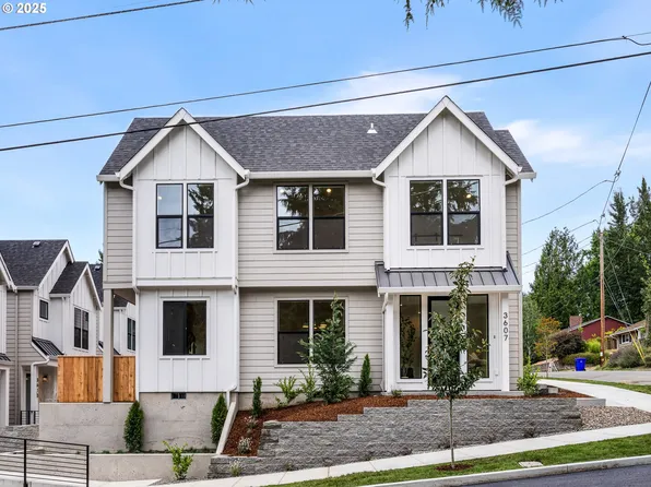 3607 SW Logan St, Portland, OR 97219