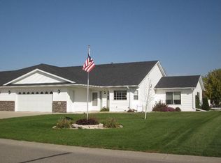 320 5th Cir SW, Blooming Prairie, MN 55917