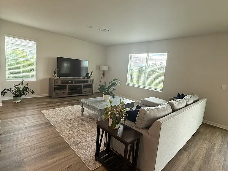 3427 Hilltop Cir — Photo 13