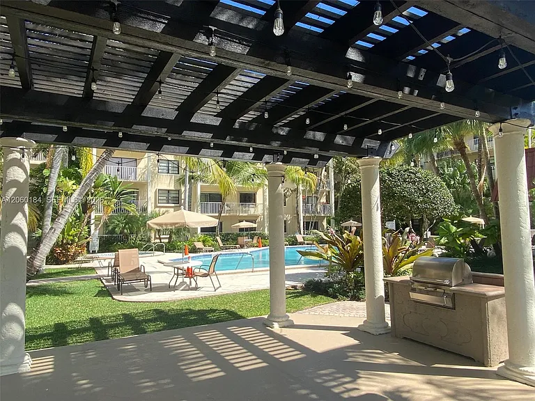 9301 SW 92nd Ave #C213 — Photo 12
