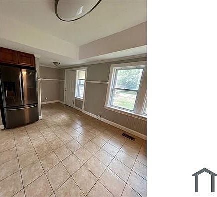5th image of 7032 Camden Ct
