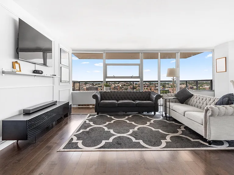 6050 Boulevard East #19C — Photo 8