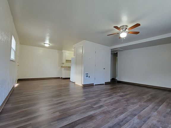 4th image of 4251-4281 32nd Pl NE #4251