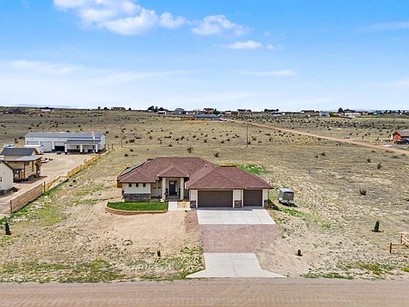 5th image of 1025 N Dalton Brothers Dr