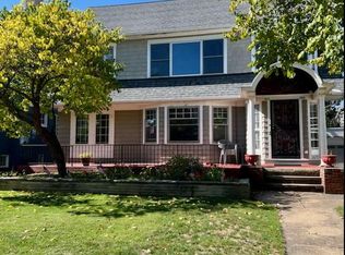 1508 W Clifton Blvd, Lakewood, OH 44107