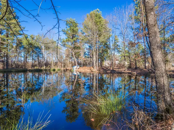 435 County Road 3213, De Kalb, TX