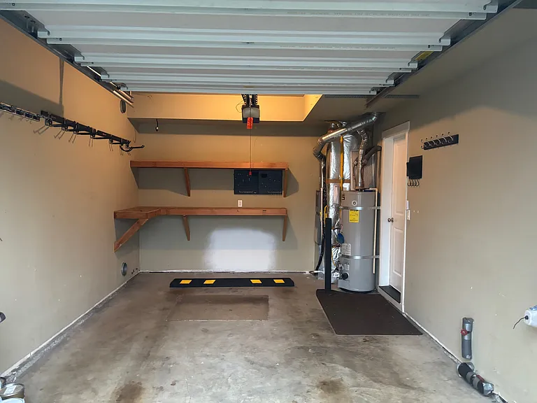 Single car garage