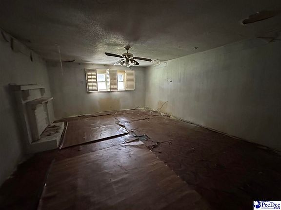 2nd image of 512 Hunter Dr