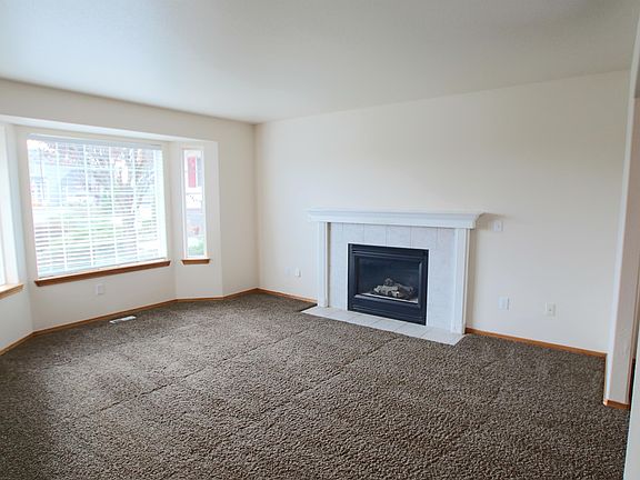 4th image of 1506 Summit Ct SE